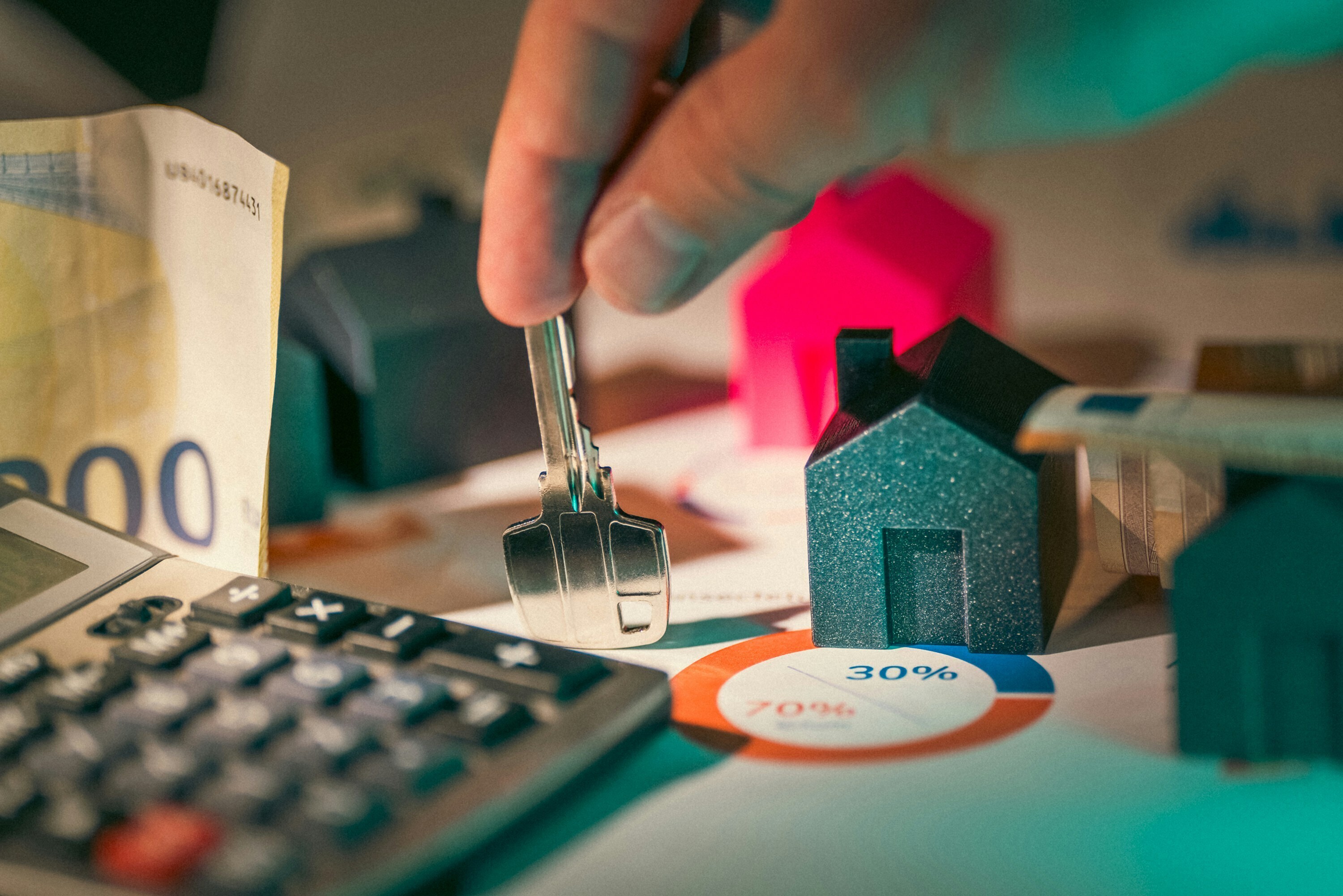 Acheter avant de vendre : quels risques faut-il anticiper